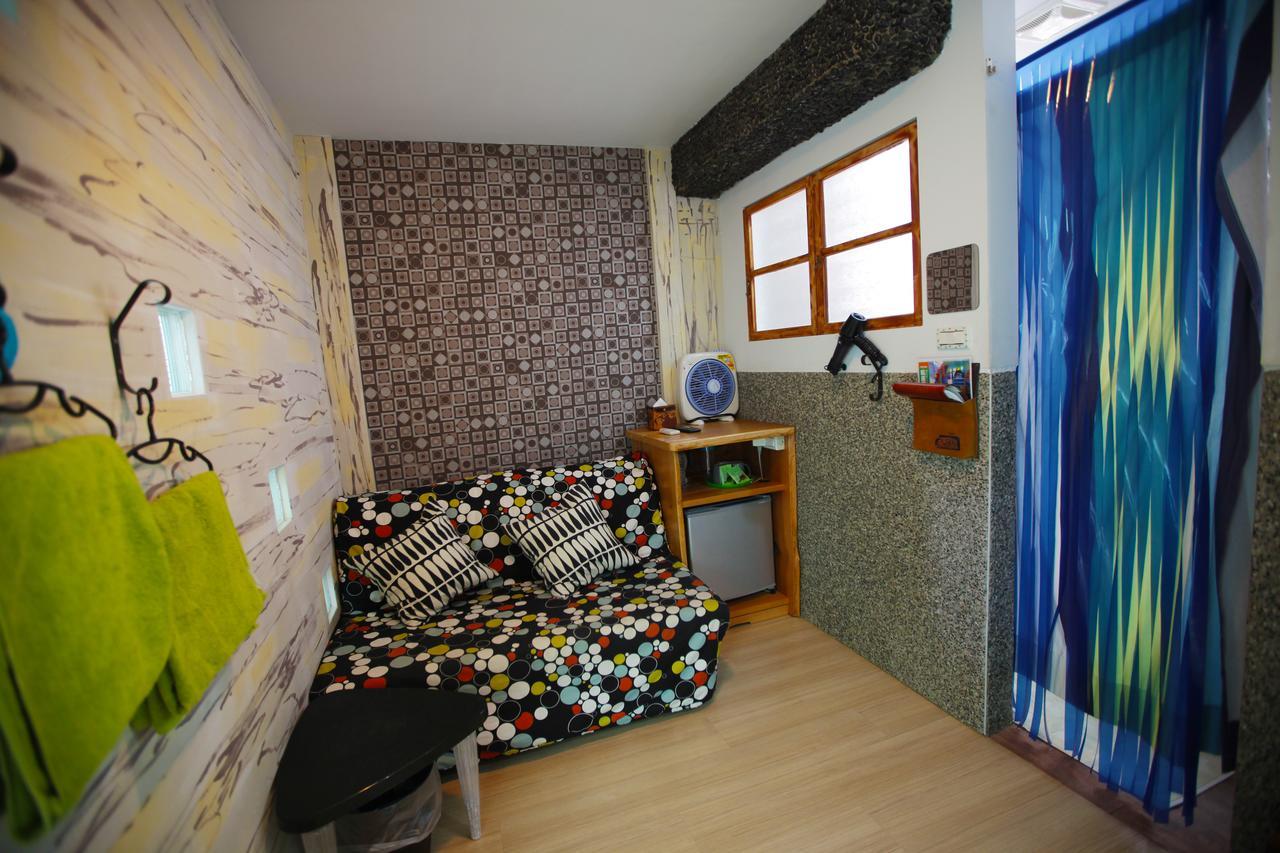 Sha Feng Lu Dian Bed & Breakfast Magong Exterior photo